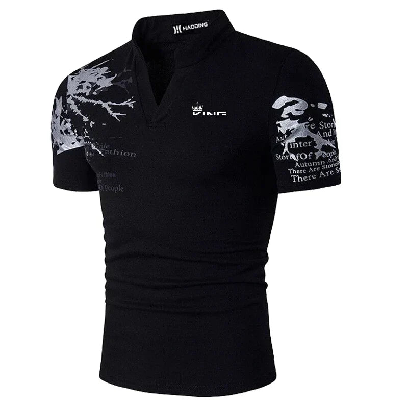 Comfortable men's short-sleeve polo shirt, versatile for casual or smart-casual looks, ideal for summer style.