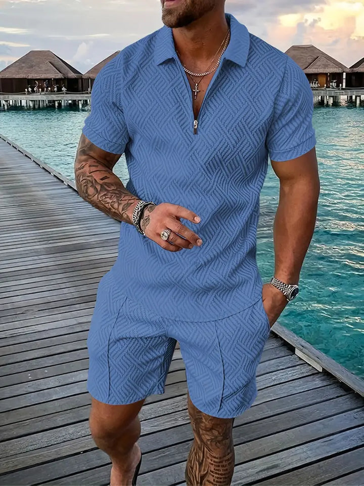 Men's stylish casual two-piece set, including a matching top and bottom for a complete look.