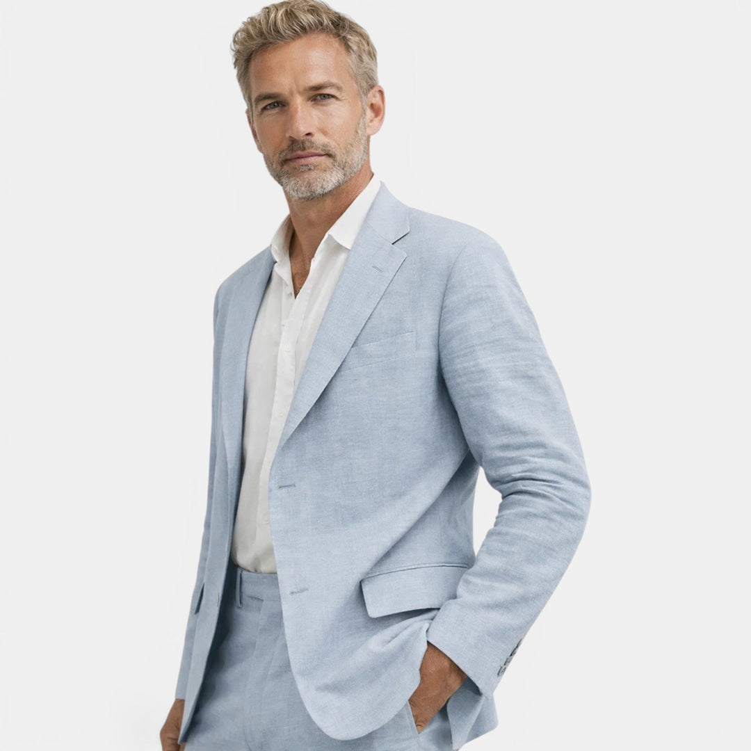 Sophisticated men's suit set: tailored blazer & trousers. Ideal for business casual or a modern, classic look.