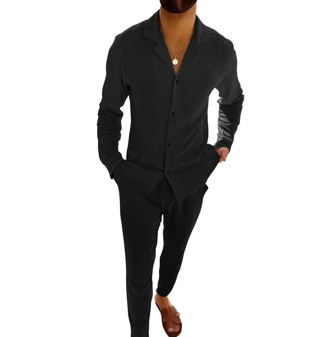 Relaxed men's two-piece set: long sleeve shirt and comfortable trousers, perfect for stylish, lightweight casual wear.