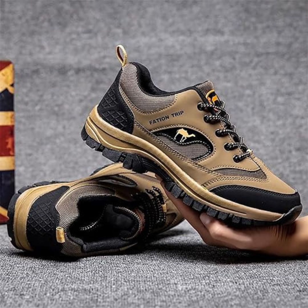 Men's TrailEase cushioned walking shoes for everyday comfort & versatile casual wear.