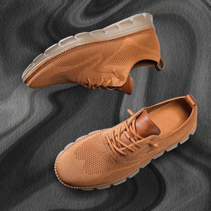 Men's comfort shoes featuring arch support, perfect for all-day walking and foot health.
