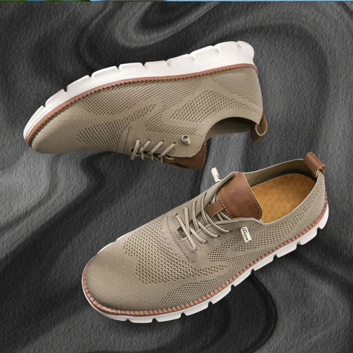 Men's casual walking shoes with a stable sole, great for daily wear and arch support.