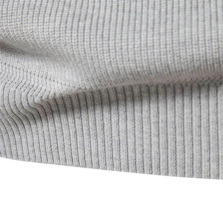 Casual men's winter sweater, ultra-soft crewneck, comfortable for everyday style & warmth.