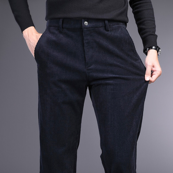 Modern fit men's formal stretch trousers in navy, offering comfort and a sophisticated look for office wear.