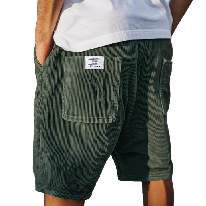 Versatile men's urban casual shorts with elastic waistband for ultimate summer comfort and streetwear appeal.