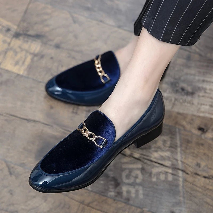 Stylish men's velvet loafers with gold chain. Orthopedic slip-on design, perfect for smart casual or formal.