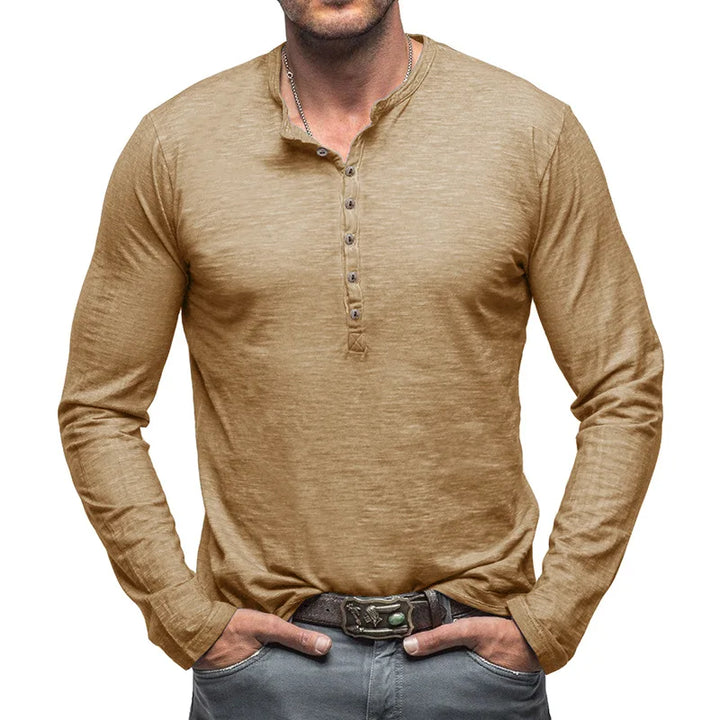 Timeless men's long-sleeve henley shirt, 7-button placket. Essential for modern men's casual fashion.