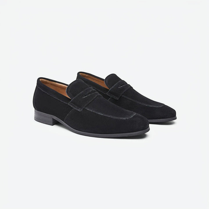 Elegant men's dress loafers with a refined design, suitable for business meetings and evening events.