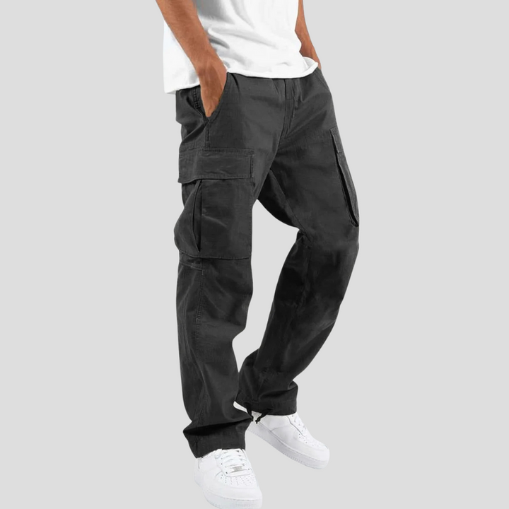 Men's fashion cargo trousers with tapered leg, adjustable waist, and practical storage pockets for ultimate utility.