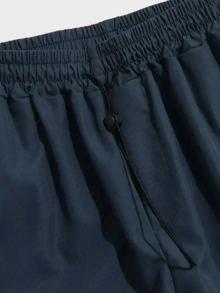 Comfortable men's cargo pants, a stylish choice for casual wear and everyday adventures.