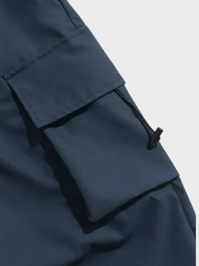 Versatile men's cargo pants, great for outdoor activities or everyday casual style.