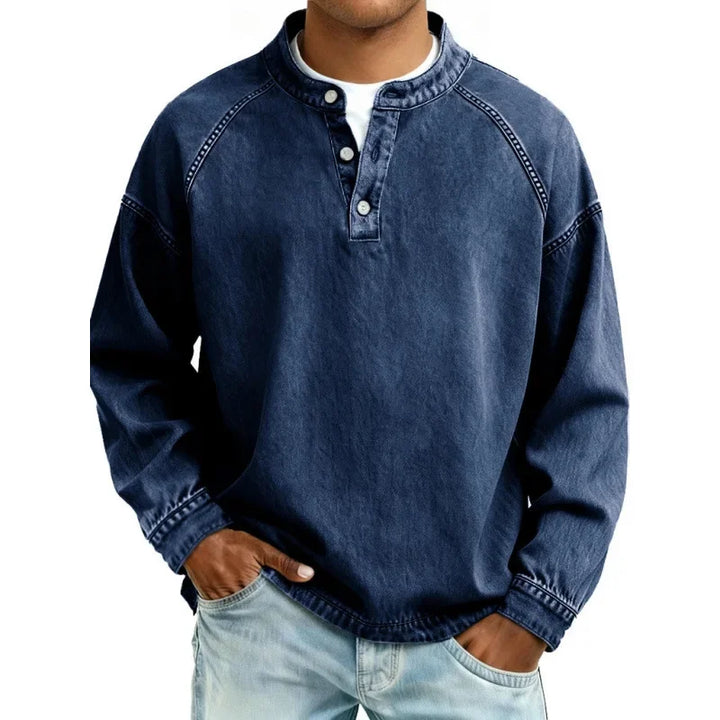 Versatile men's classic long sleeve button shirt, ideal for everyday wear and vintage fashion.