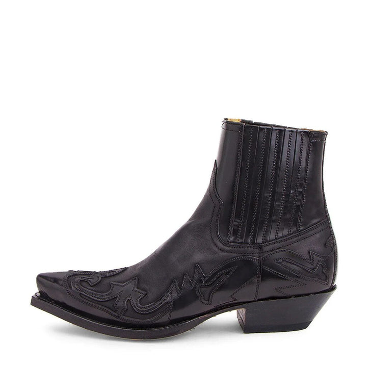 Timeless men's vintage cowboy boots, showcasing classic western stitching and durable design for casual rugged style.