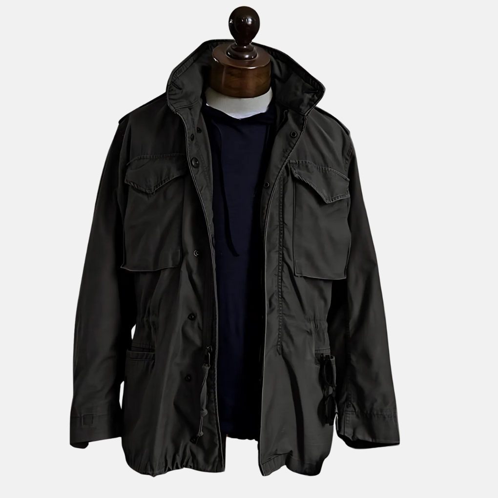 Men's vintage military field jacket, rugged outerwear for casual style. Features utility pockets & adjustable fit.