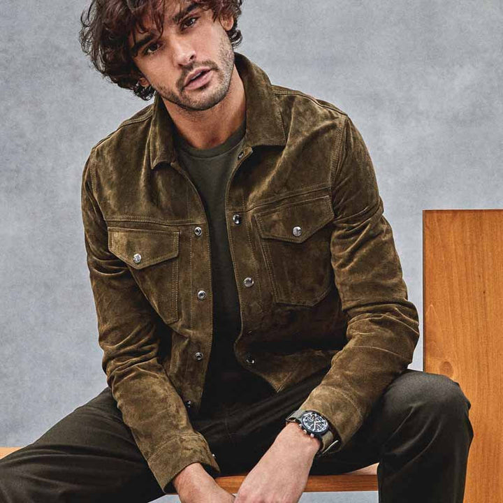 Classic men's textured vintage jacket. Features button-up closure & chest pockets. Ideal autumn/winter casual outerwear.
