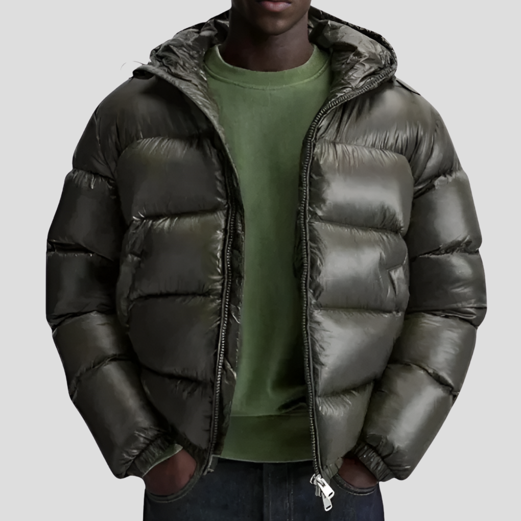 Green men's quilted winter coat for urban fashion. Warm, casual outerwear ideal for cold weather & daily wear.