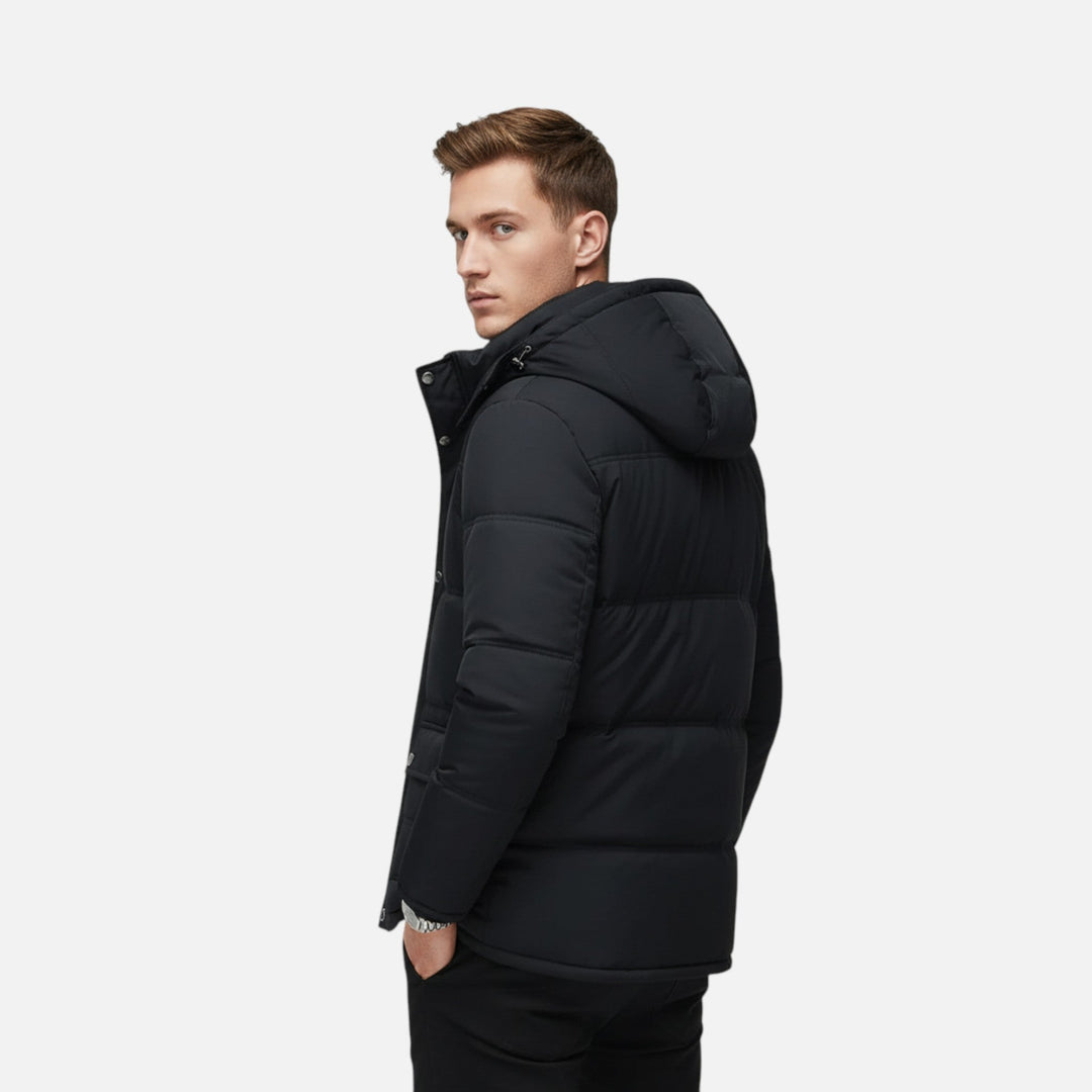 Comfortable men's heavy winter jacket with plush lining and hood. Ideal for autumn and cold weather.