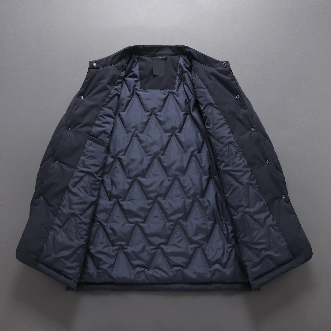 Green men's waterproof transition jacket, durable and warm for casual everyday wear.