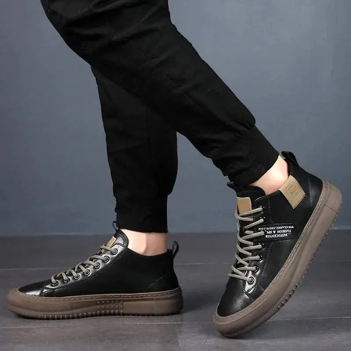 Men's classic canvas high-top trainers, versatile lace-up sneakers for casual and comfortable everyday style.