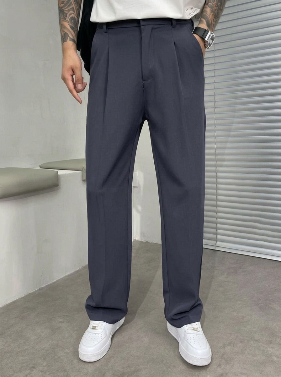 Sophisticated men's wide-leg trousers, double-pleated design. Modern relaxed fit, perfect for formal, smart casual, or office attire.