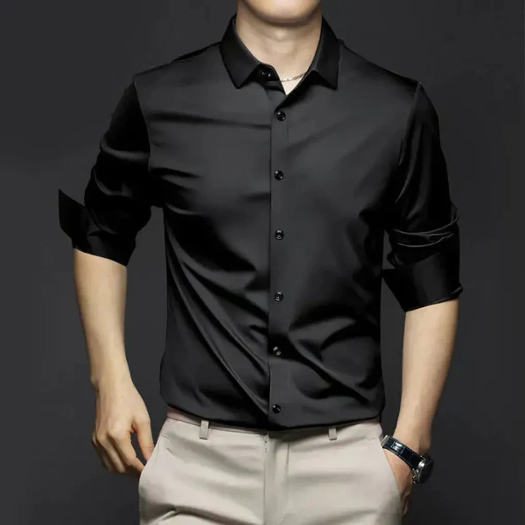 Men's wrinkle-free dress shirt, perfect for professional office wear & business meetings. Easy care long sleeve button-up.