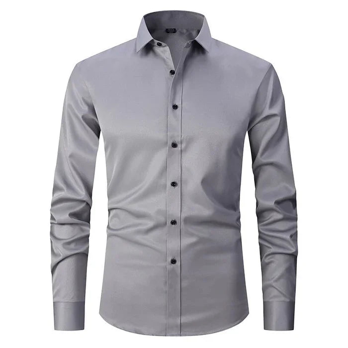 Stylish men's dress shirt in stretch fabric, perfect for business attire or smart casual fashion.