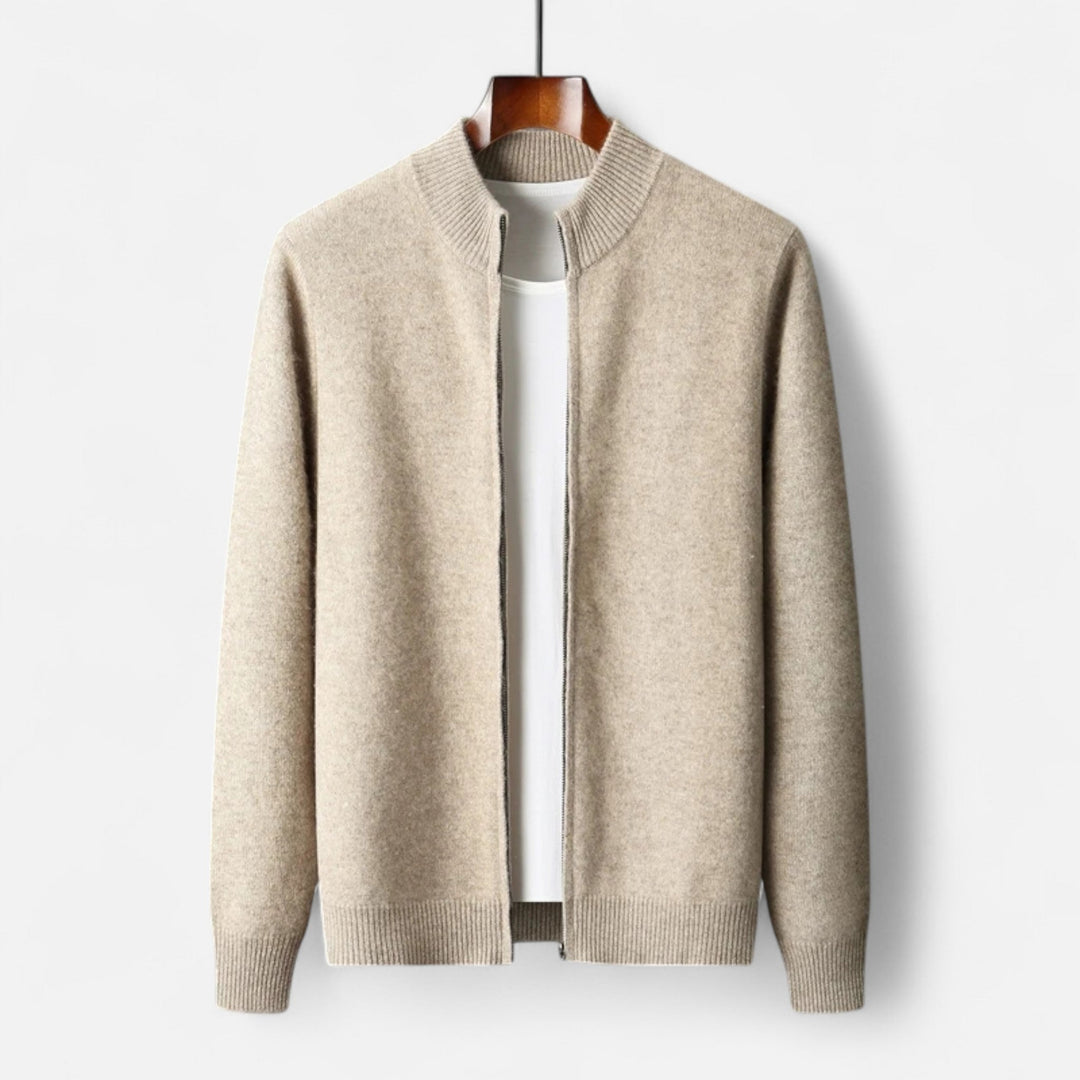 Refined men's fashion zippered cardigan, offering comfort & versatility for modern looks.