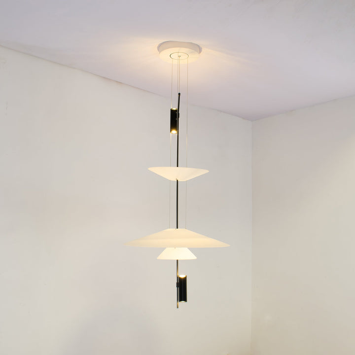 Merru modern LED pendant light for an elegant dining room ambiance.