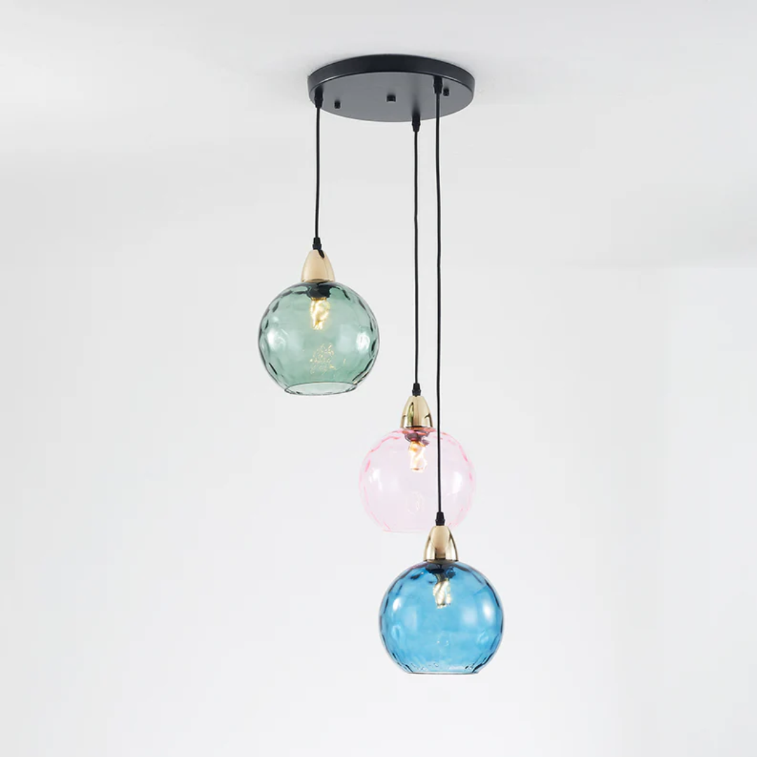 Sophisticated 3-light cascade pendant, modern LED lamp for home.