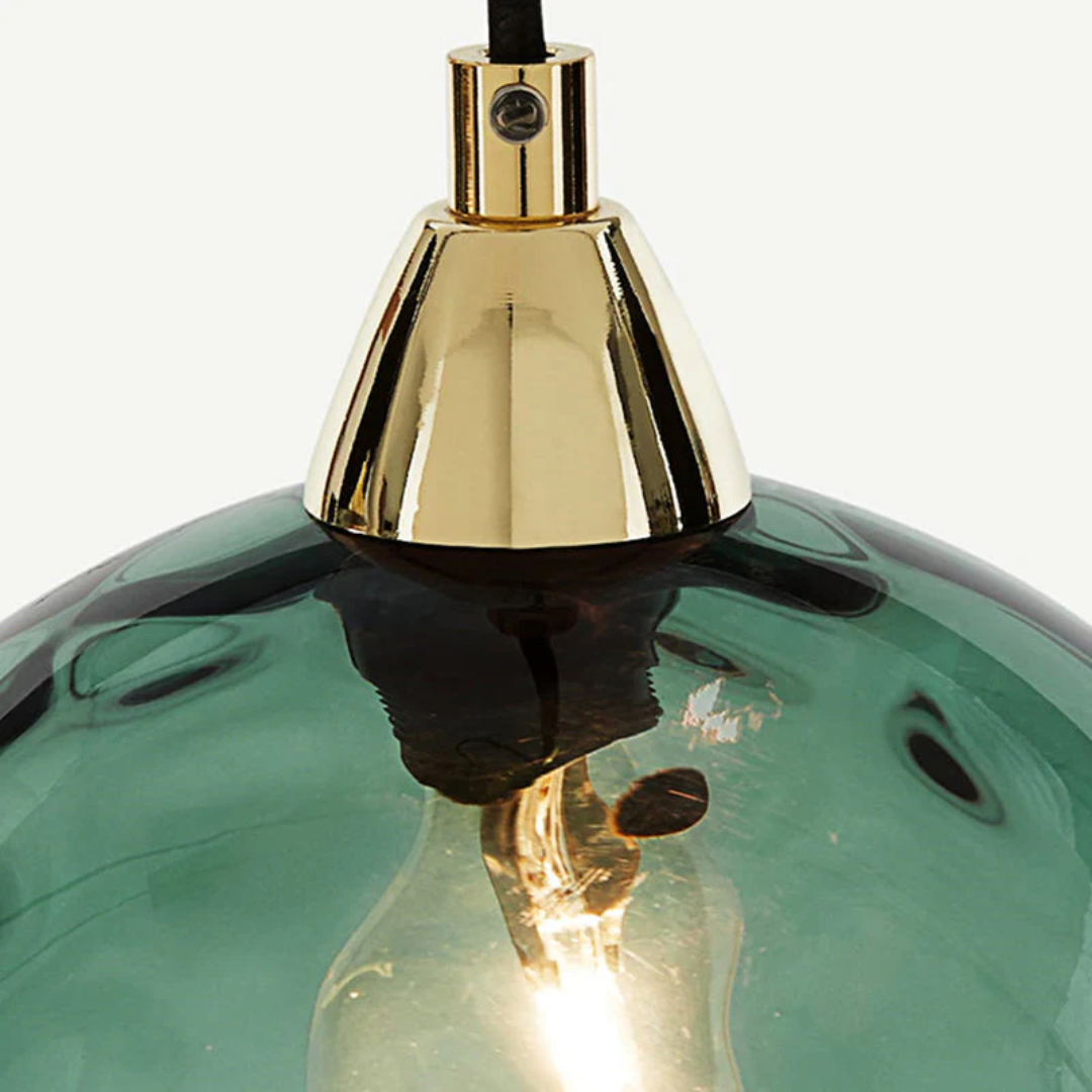 Decorative 3-light cascade lamp, modern LED lighting for bedrooms.
