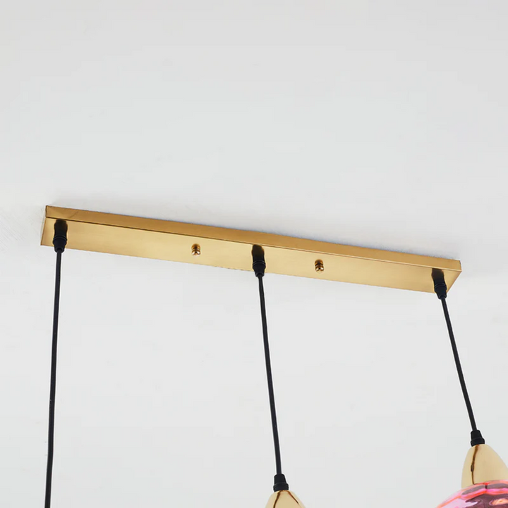 Sleek cluster ceiling light, 3-light modern LED pendant for dining.