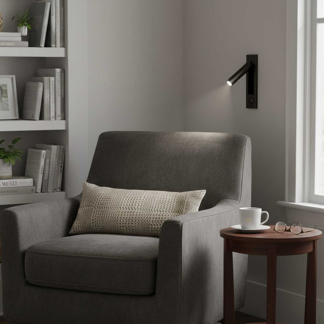 Flexible LED wall lamp, ideal for bedside use, adjustable light for comfortable reading.