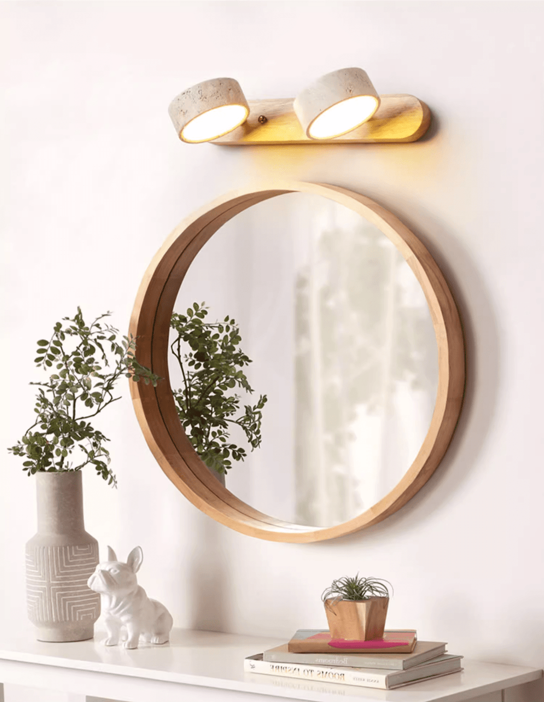 Dimmable LED wall lamp, perfect for creating various moods.