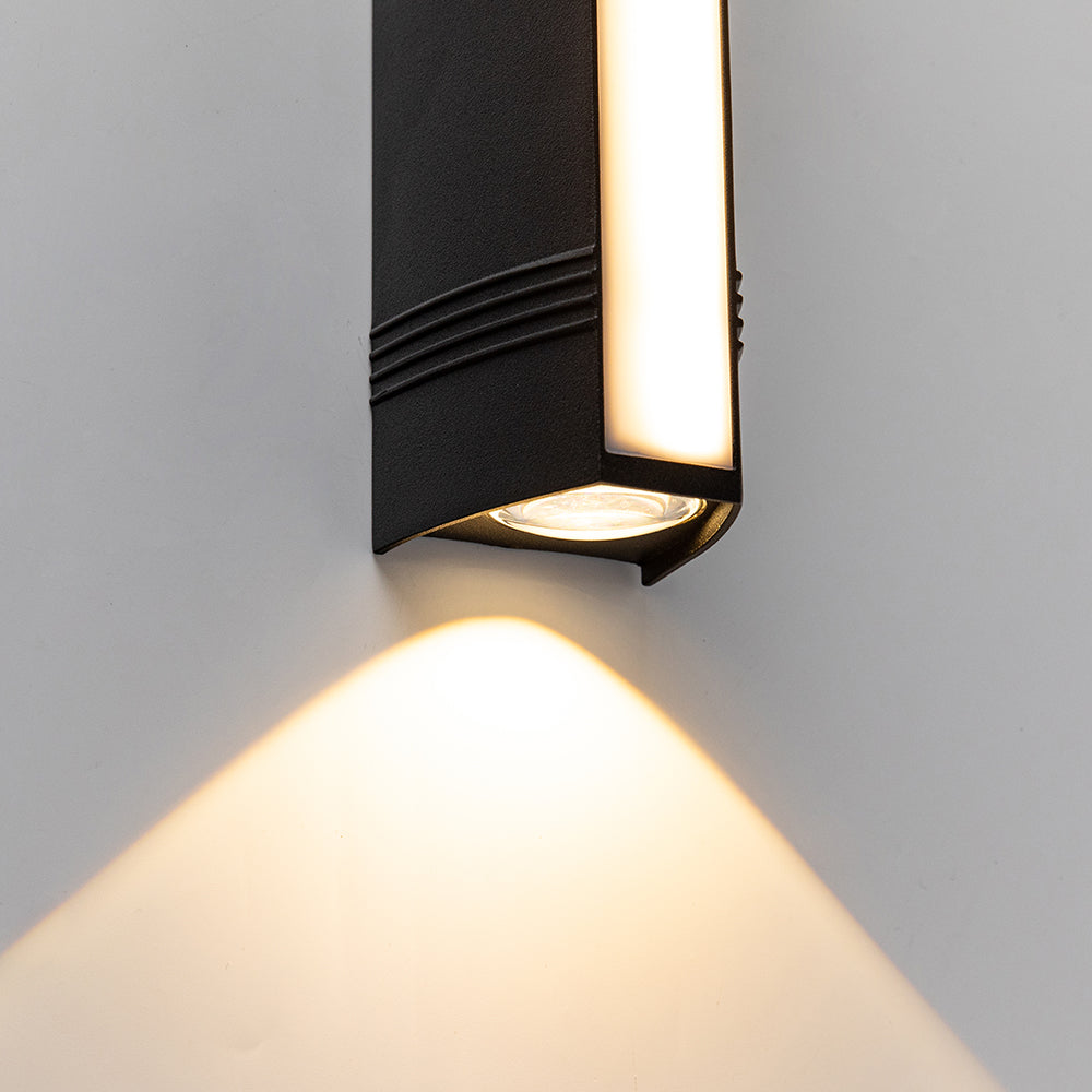 Energy-efficient outdoor LED wall light, a bright and eco-friendly choice for landscape lighting.