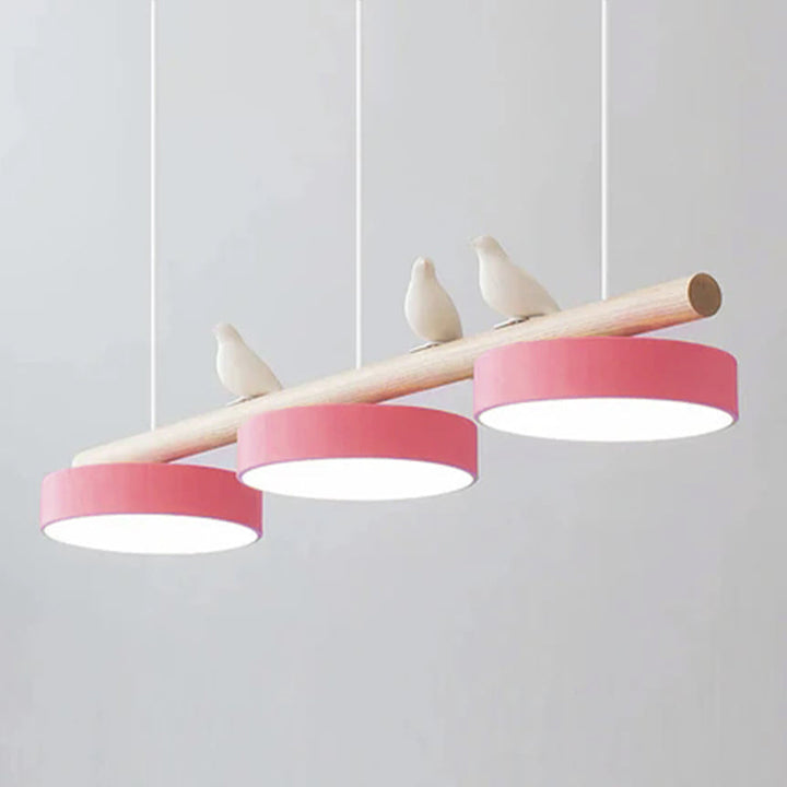 Adjustable LED bird pendant, nature-inspired style, ideal for modern home lighting.