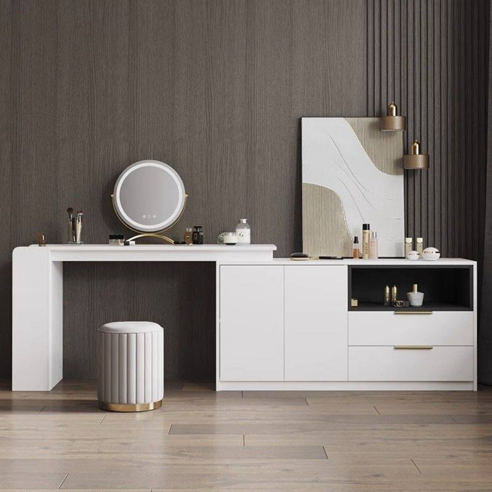 Nordic Chic storage ottoman, round pouf with elegant mirror finish, perfect for modern living rooms.