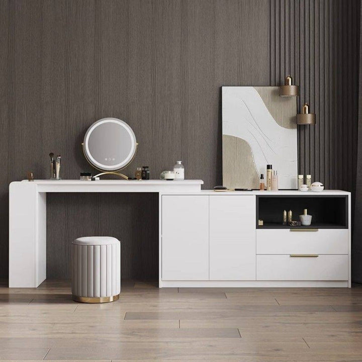 Nordic Chic storage ottoman, round pouf with elegant mirror finish, perfect for modern living rooms.