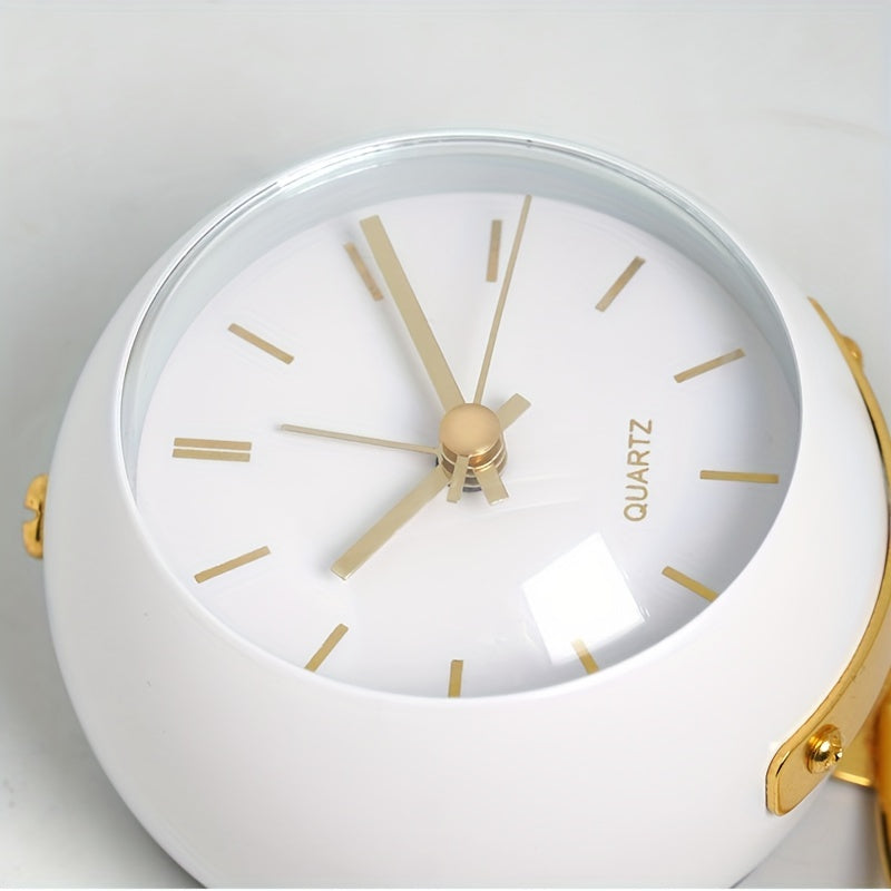 Durable metal frame Nordic silent desk clock, modern design for lasting home or office decor.