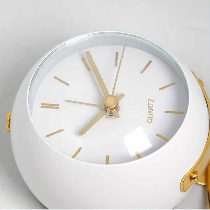 Durable metal frame Nordic silent desk clock, modern design for lasting home or office decor.