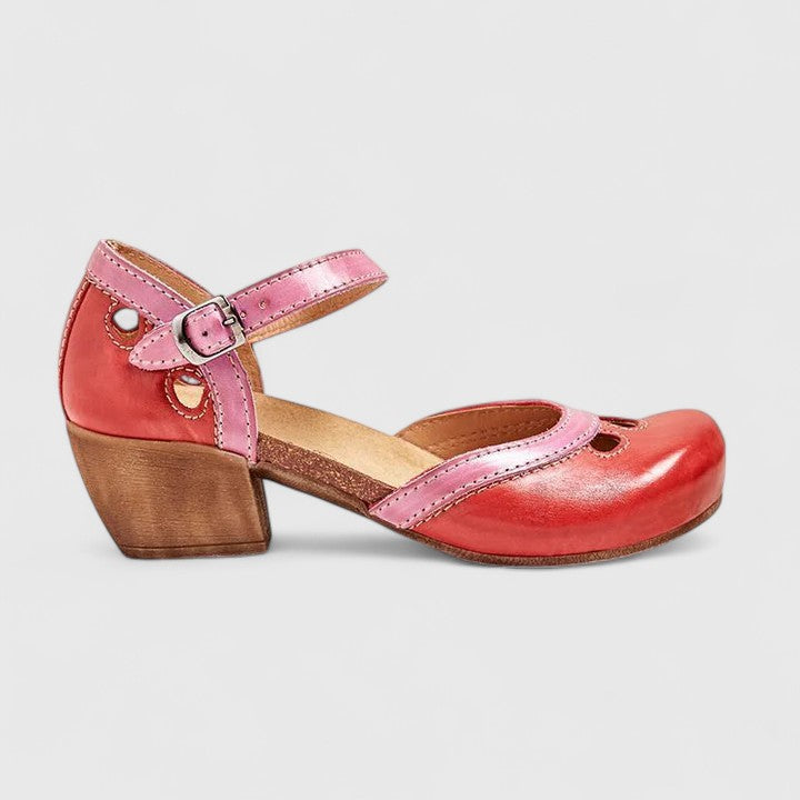 Casual women's orthopaedic sandals, ideal for summer, providing all-day comfort & enhanced arch support.