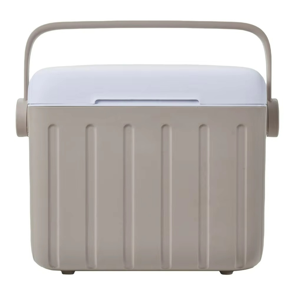 Durable 6L coffee-colored insulated cooler box. Keeps food, drinks, and ice cold for long hours at outdoor events.