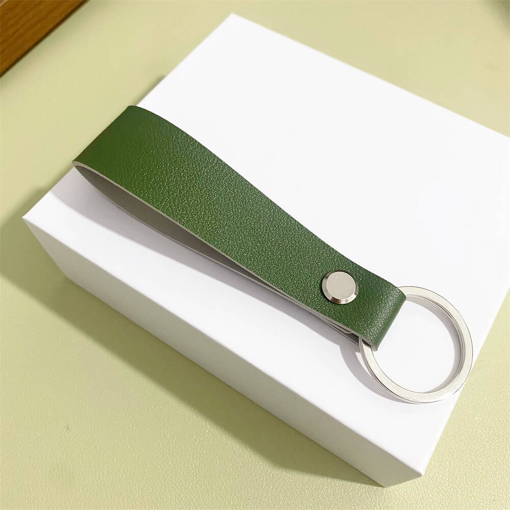 Everyday carry leather key holder, a practical and stylish gift item.