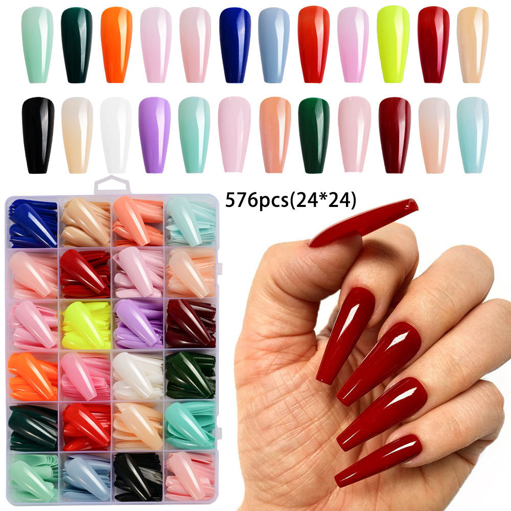 Premium false gel nail tips with a durable, high-gloss finish for a stunning artificial manicure.