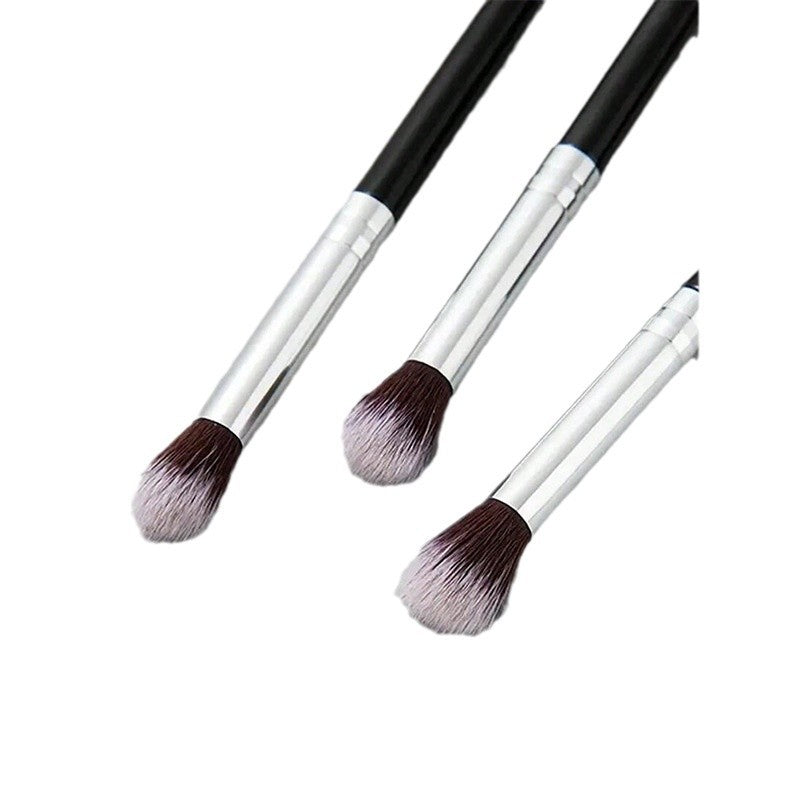 Fine tip synthetic nail art brushes for detailed line work & intricate patterns in professional manicures. Light green.