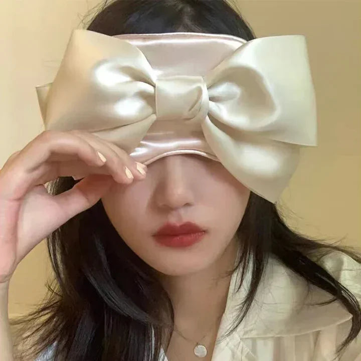 Bedtime luxury: ultra-soft pure silk sleep mask for unparalleled comfort & relaxation.