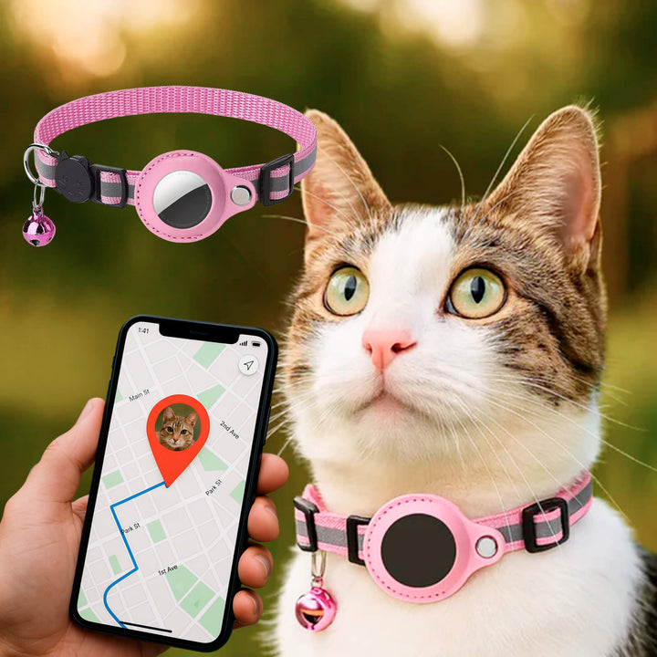 Feline quick-release collar, reflective & durable, secure GPS holder for pets.