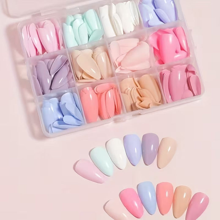 Salon-quality unisex nail art tip kit for DIY manicures. Includes various false nails & accessories.