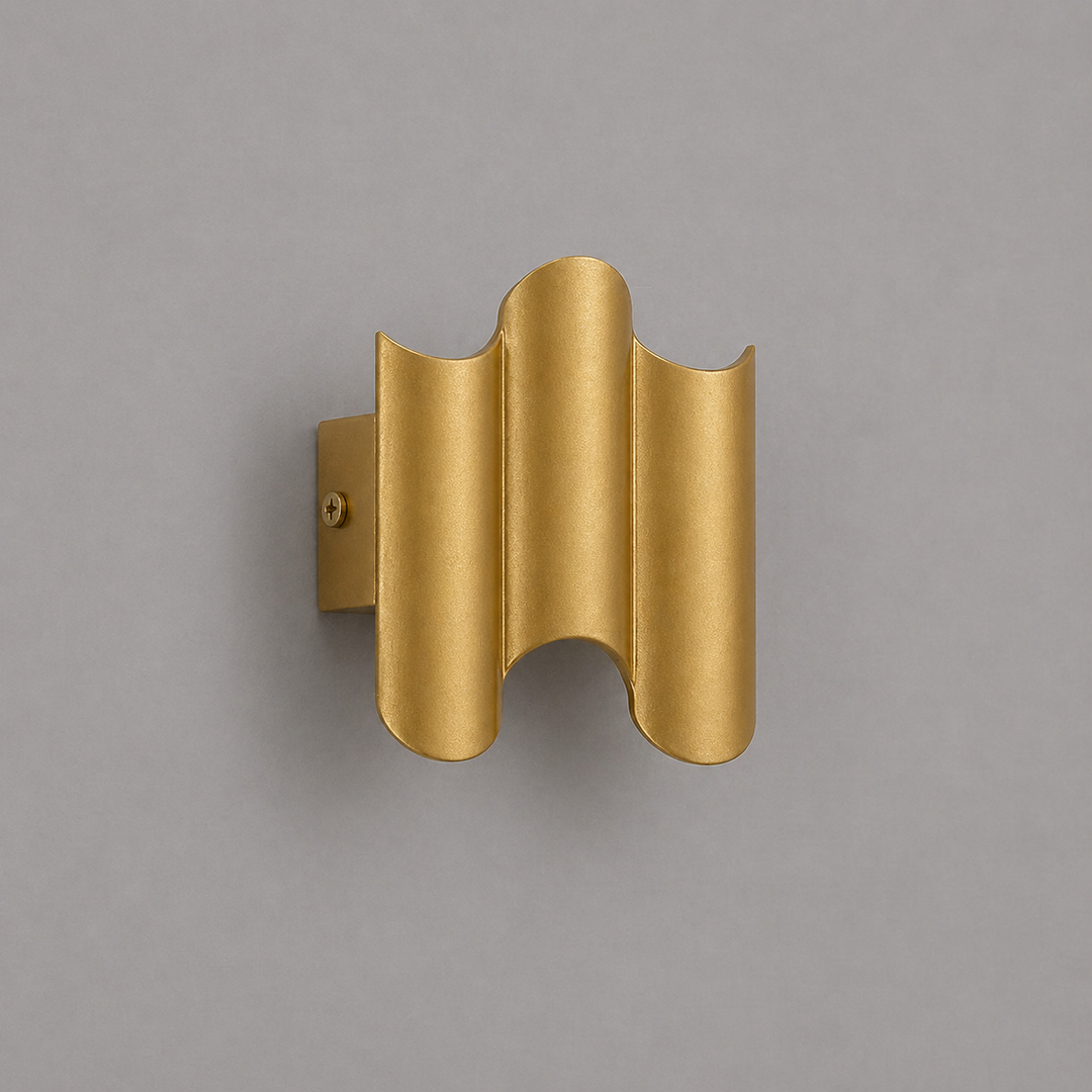 Sleek modern aluminum LED wall light, contemporary design for stylish home interior lighting. Energy-efficient fixture.