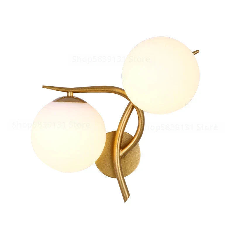 Energy-efficient LED wall sconce with a modern design, suitable for Scandinavian living & bedroom lighting.